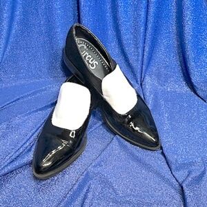 NEW SAM EDELMAN BLACK AND WHITE LOAFERS SZ…